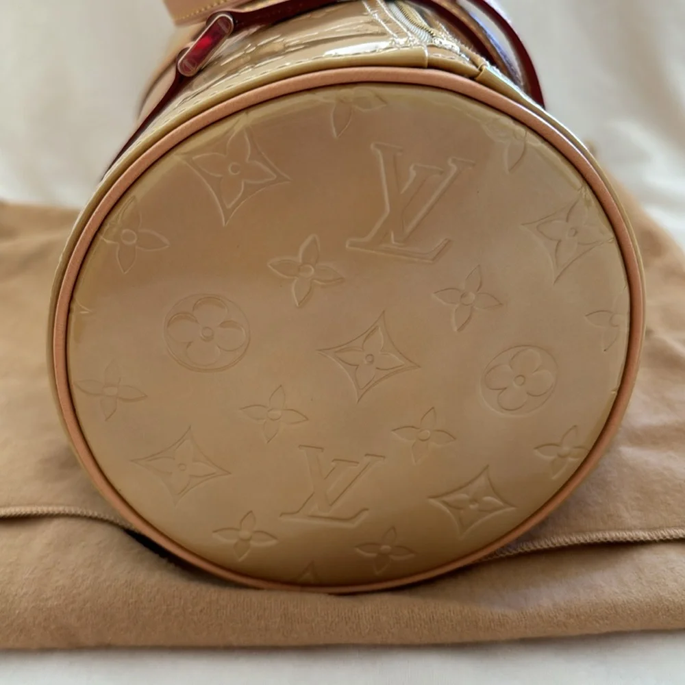 Louis Vuitton Bedford Handbag - Picture 5 of 13